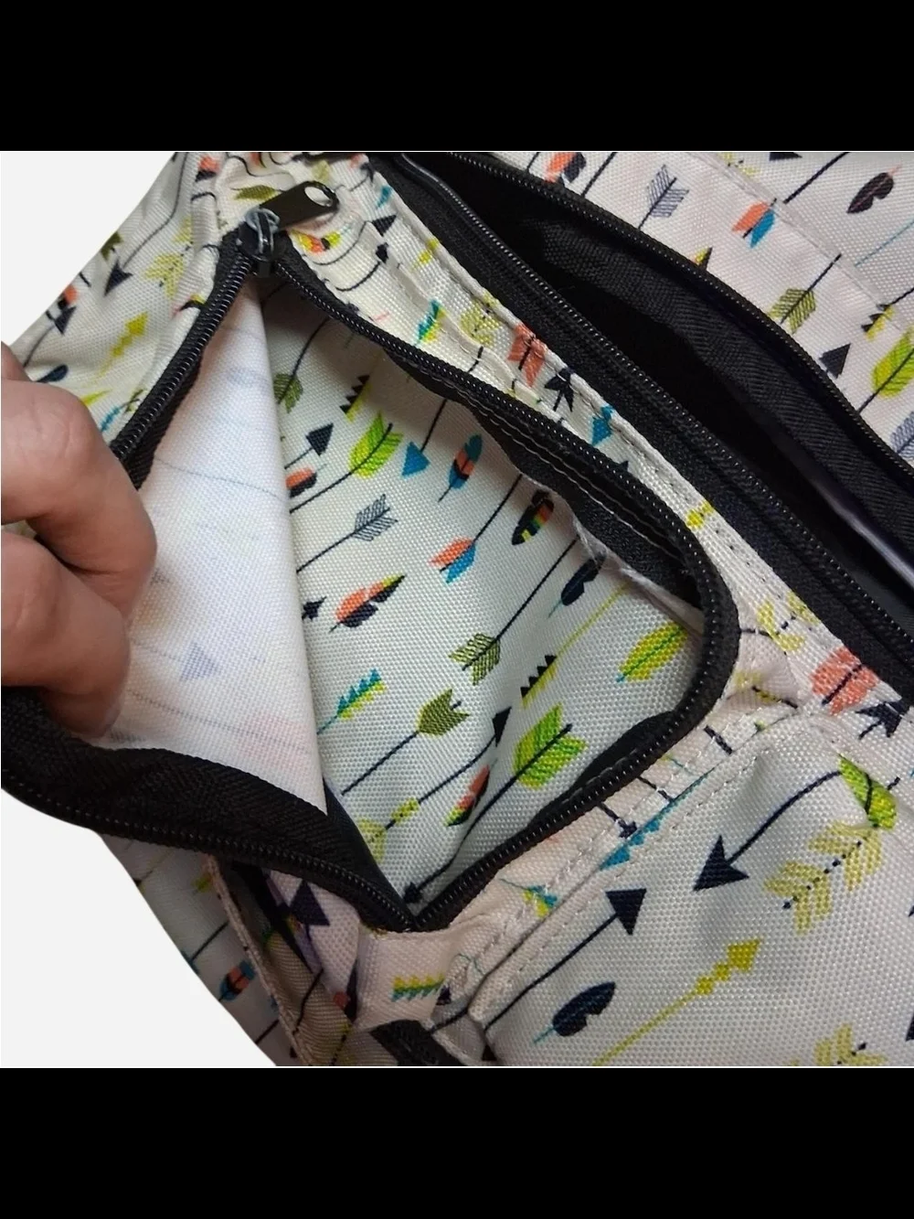 Kavu White Arrow Print Sling Bag